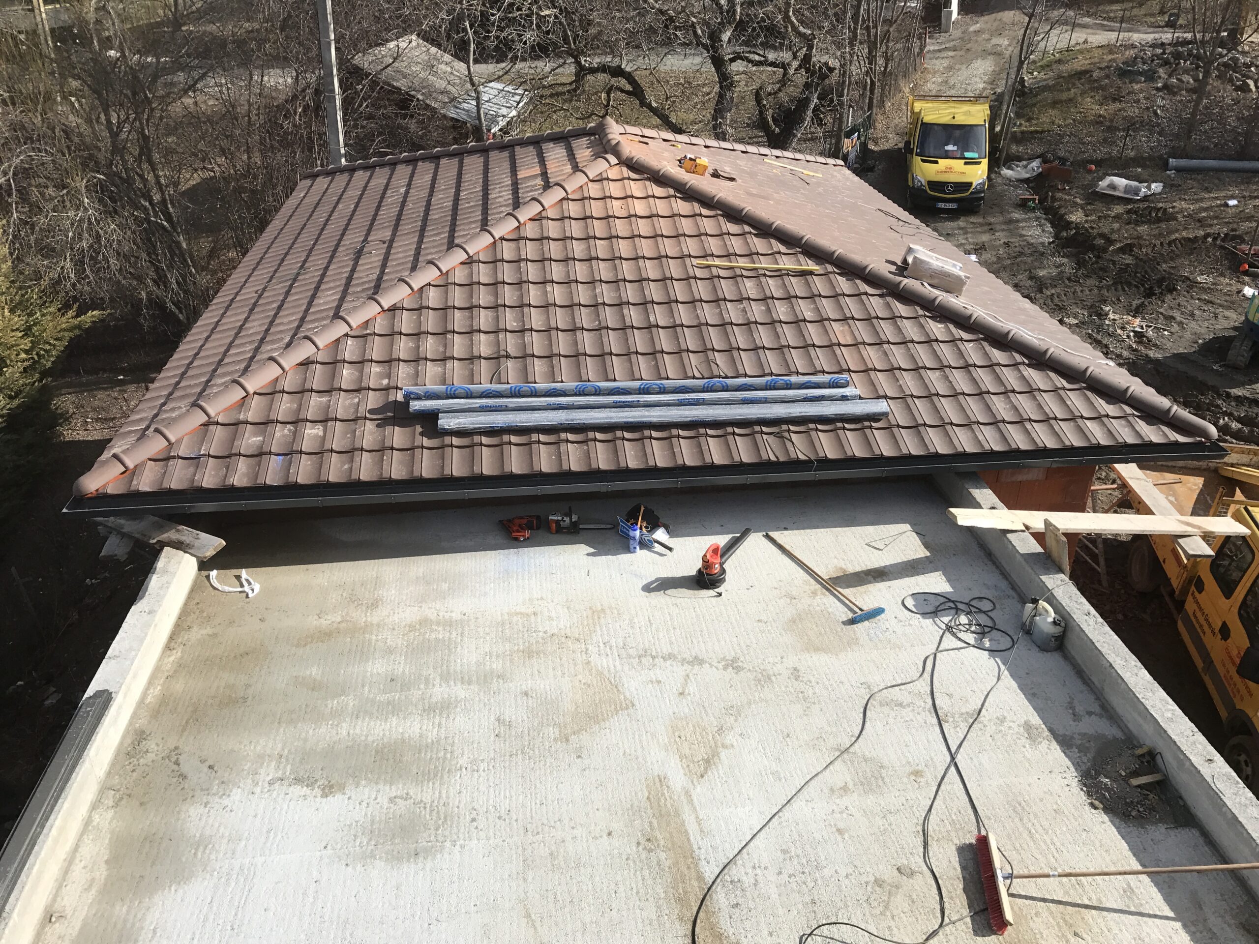 Garage maçonnerie avec charpente