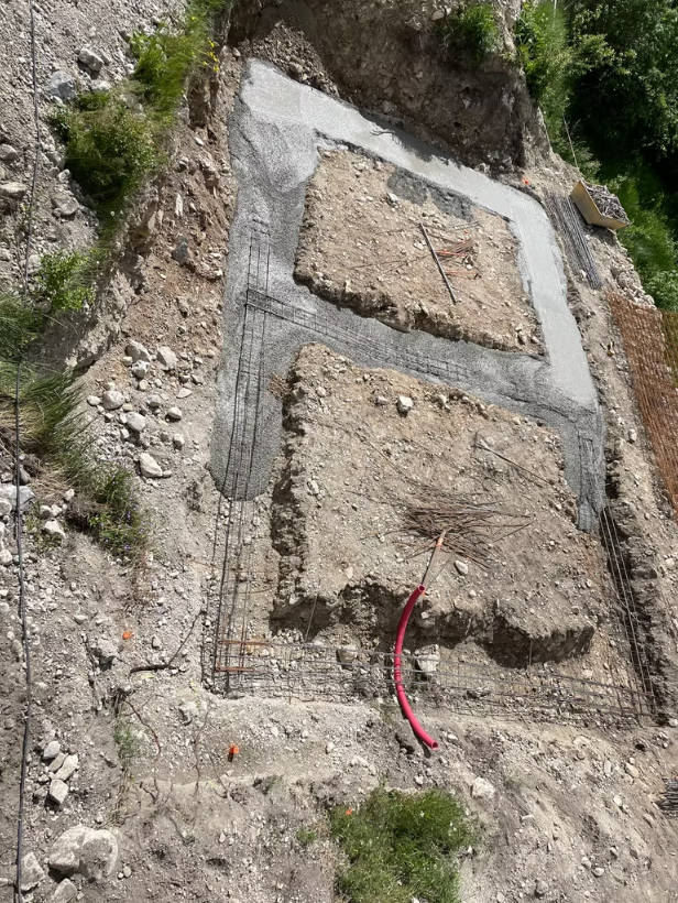 Fouilles pour semelle filante en béton armé – préparation fondations maison à Gap dans les Hautes-Alpes
